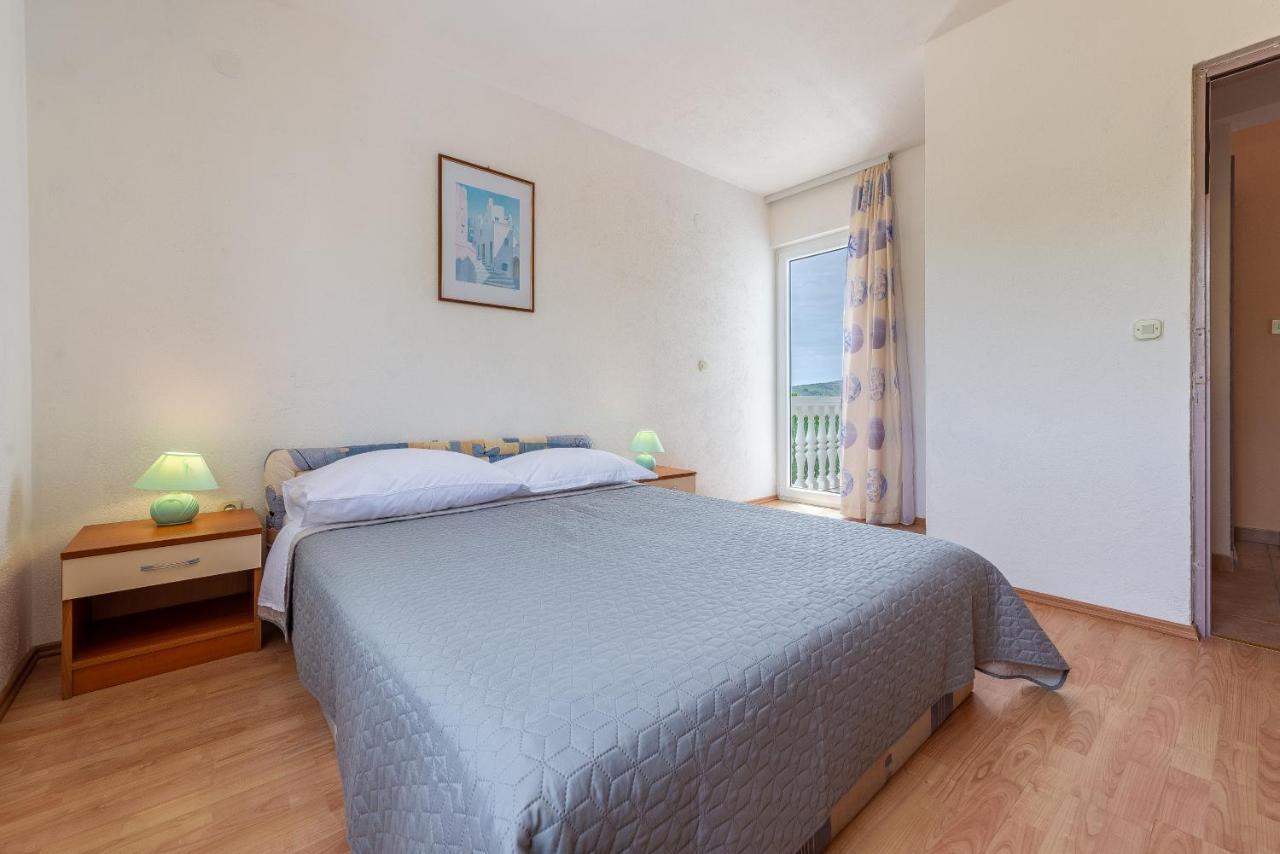 Appartamento Olive Gardens Primošten Esterno foto