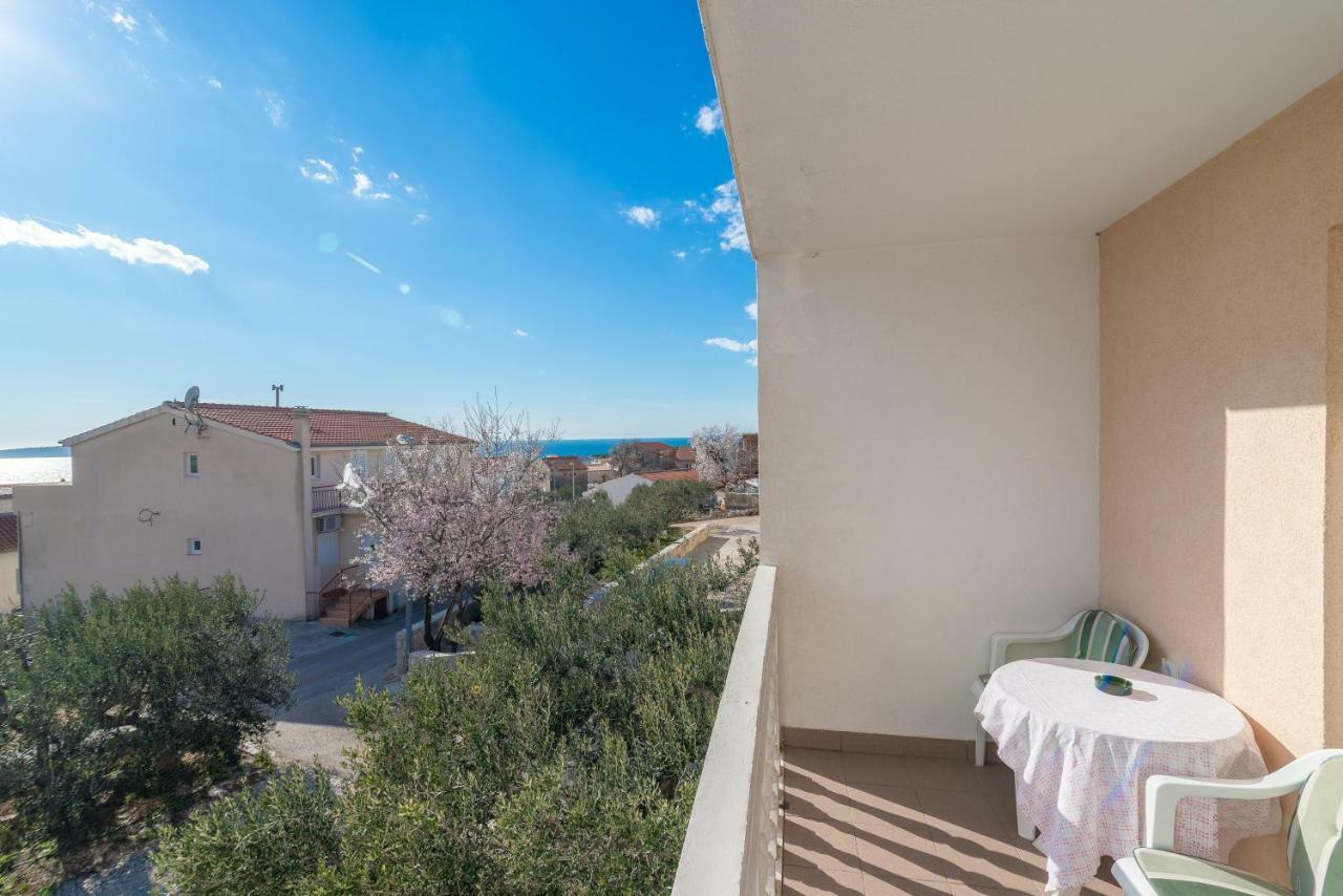 Appartamento Olive Gardens Primošten Esterno foto